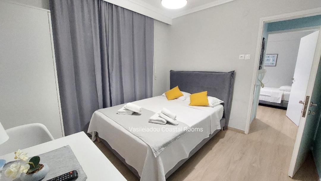 Vasileiadou Coastal Rooms 弗洛伊塔 外观 照片