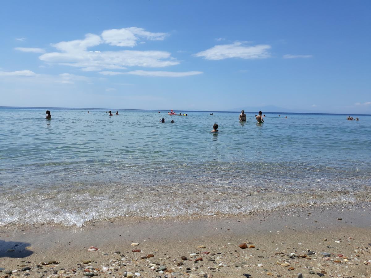 Vasileiadou Coastal Rooms 弗洛伊塔 外观 照片